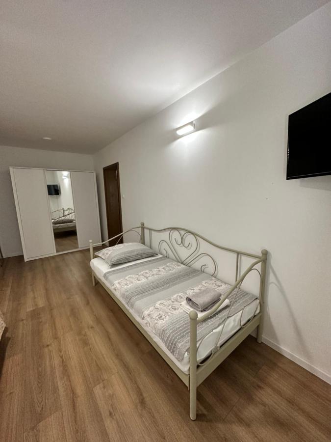 Apartments Villa Ohana Kaštela 外观 照片