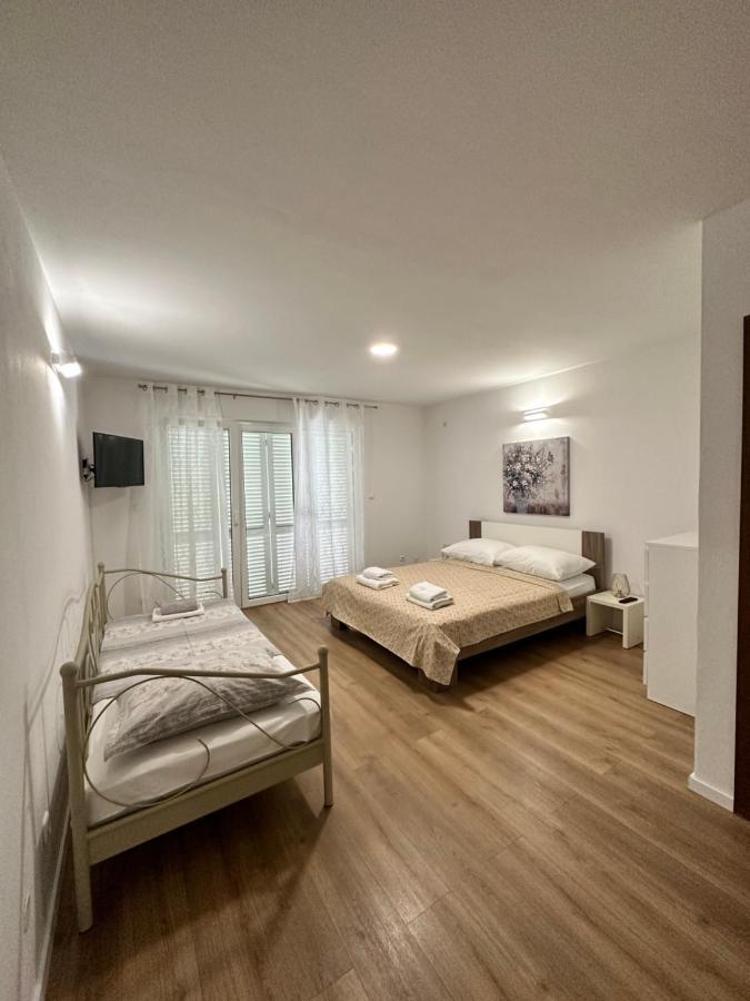 Apartments Villa Ohana Kaštela 外观 照片